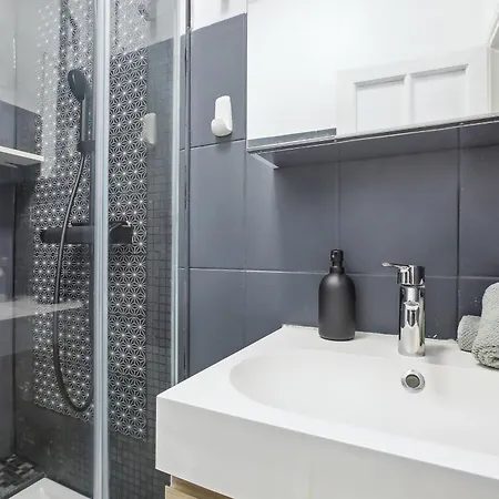 Le Marais 1br Cozy Parigi